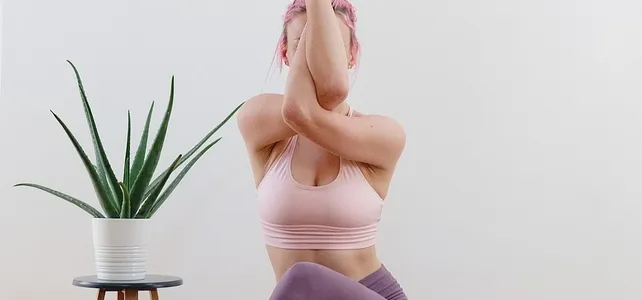 Educazione Continua Yoga – Lezione in regalo